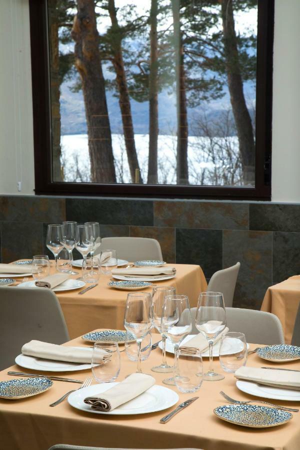 Villa Lucerna Sports & Hotel Resort Vigo de Sanabria المظهر الخارجي الصورة