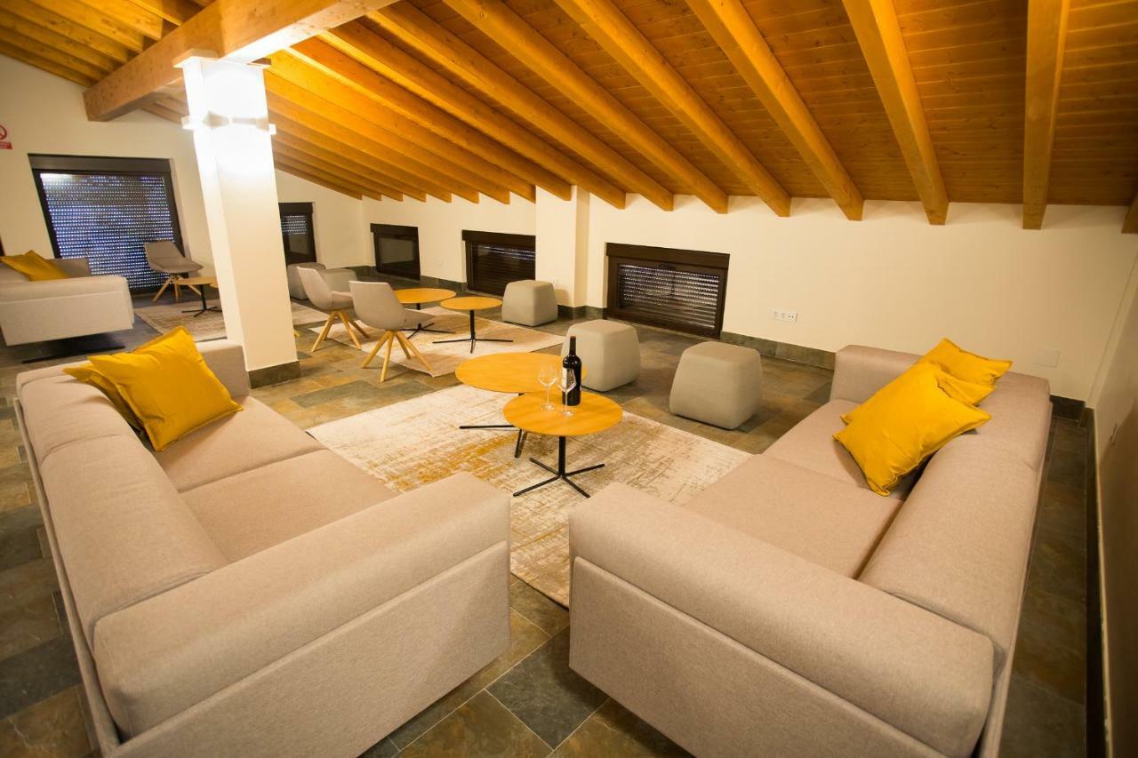 Villa Lucerna Sports & Hotel Resort Vigo de Sanabria المظهر الخارجي الصورة